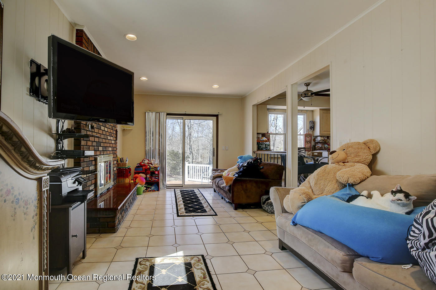 513 Tennent Road Manalapan, NJ 07726 - Photo 18 of 28 2I3A6848_49_50