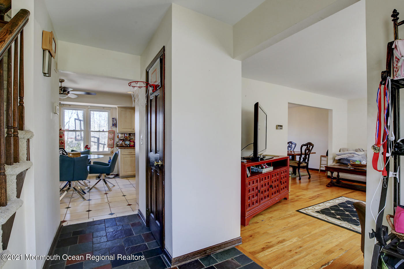 513 Tennent Road Manalapan, NJ 07726 - Photo 7 of 28 2I3A6779_80_81