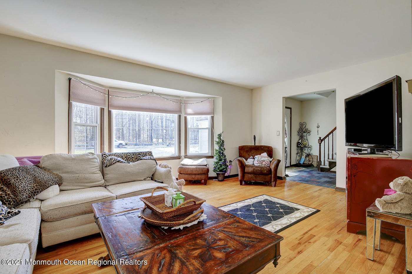 513 Tennent Road Manalapan, NJ 07726 - Photo 9 of 28 2I3A6806_7_8