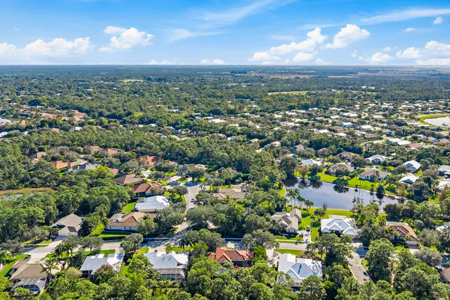 $878,500 | 2650 Southwest Windship Way, Stuart, FL 34997