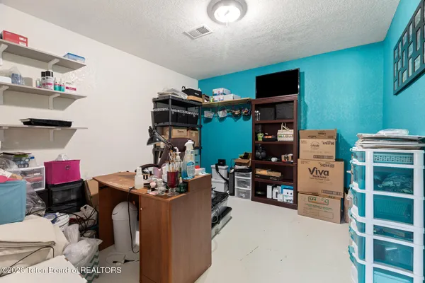 $920,000 | 13 Flagstone Way, Pinedale, WY 82941