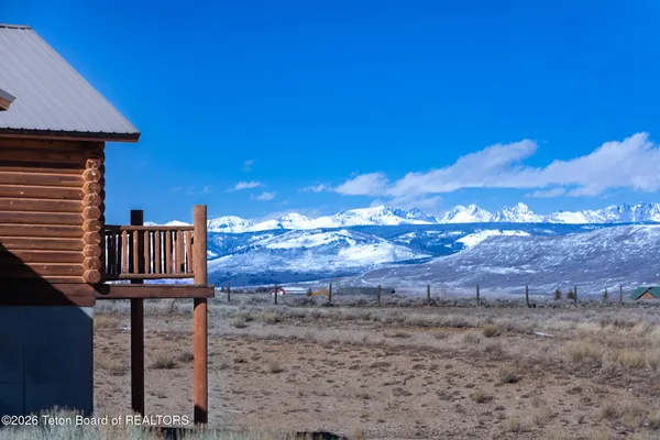 $920,000 | 13 Flagstone Way, Pinedale, WY 82941