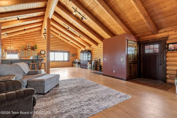 $920,000 | 13 Flagstone Way, Pinedale, WY 82941