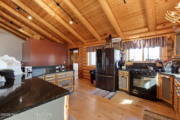 $920,000 | 13 Flagstone Way, Pinedale, WY 82941