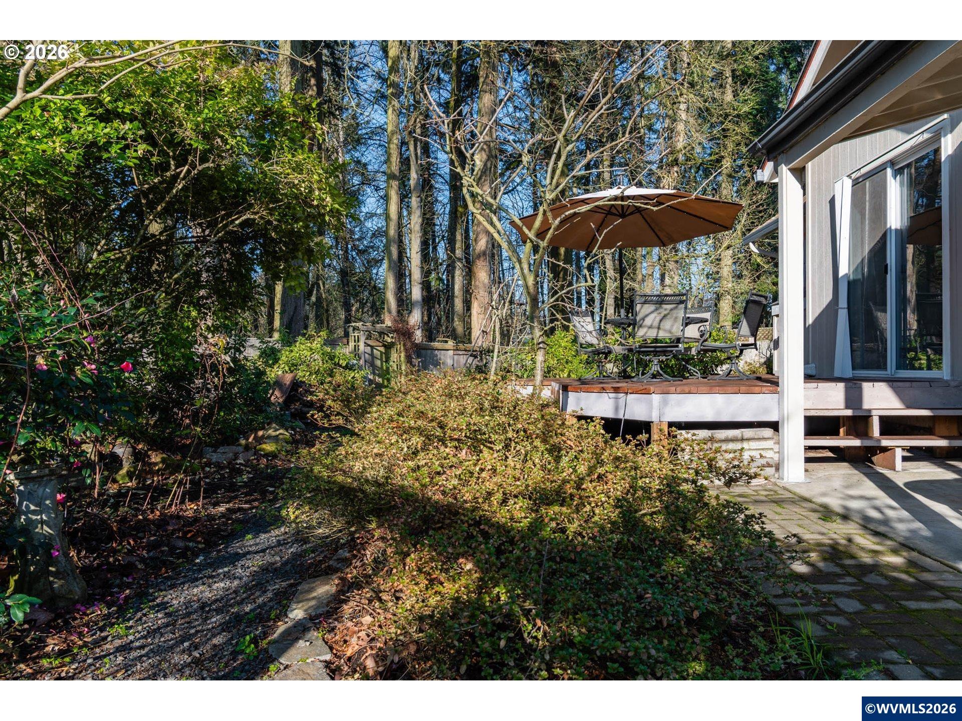 4366 Berry Lane Eugene, OR 97404 - Photo 34 of 42