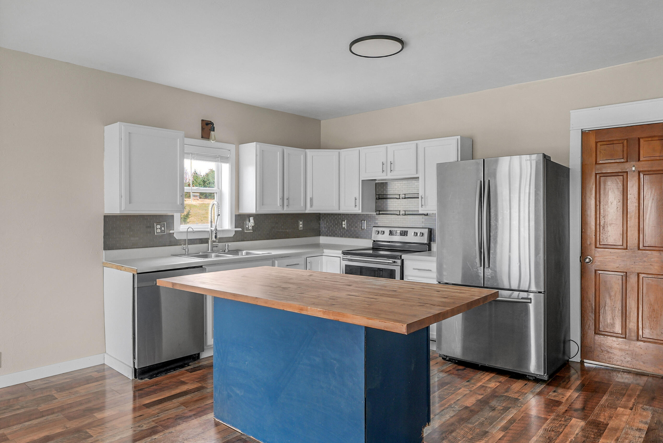 7211 Butler Road Nashville, MI 49073 - Photo 5 of 34 Kitchen