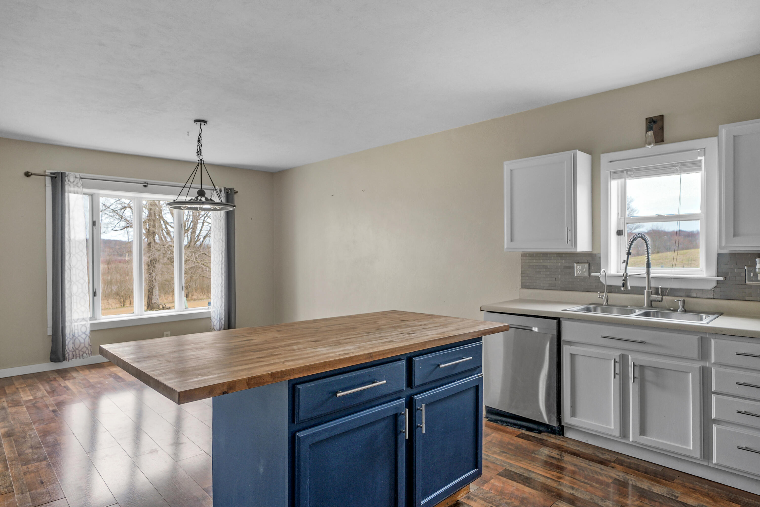 7211 Butler Road Nashville, MI 49073 - Photo 6 of 34 Kitchen Photo 2