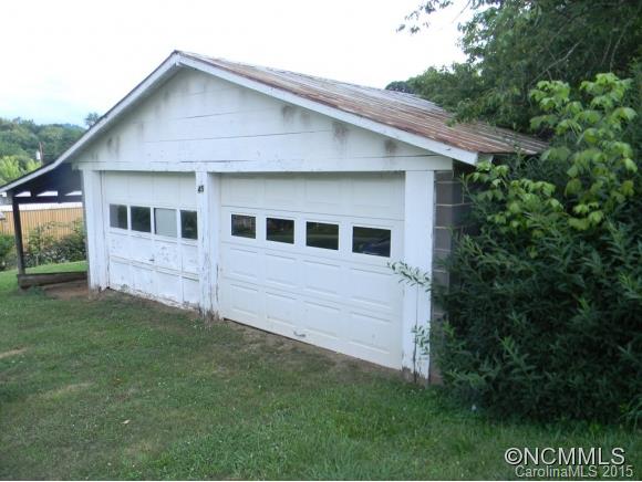 45 Richland Creek Road Clyde, NC 28721 - Photo 2 of 4 Gallery Image 2