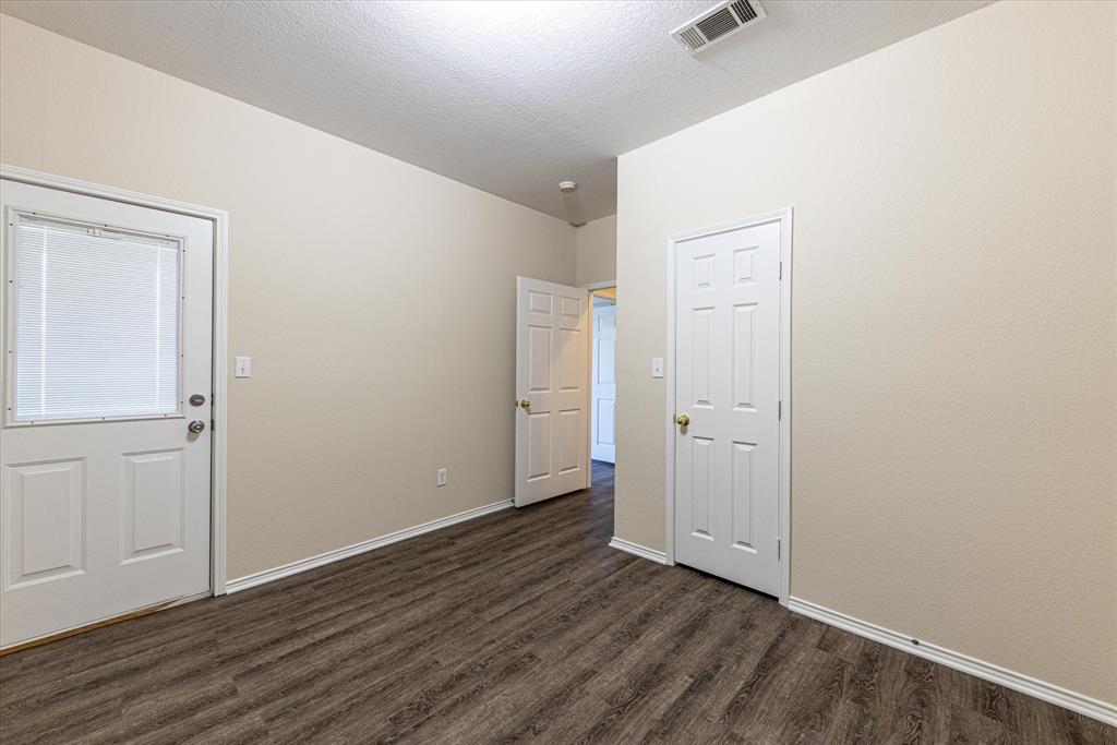 101 Collett Court Weatherford, TX 76088 - Photo 18 of 22 Gallery Image 18