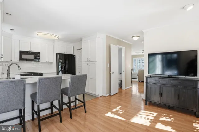 $459,000 | 954 Breakwater Drive, Annapolis, MD 21403