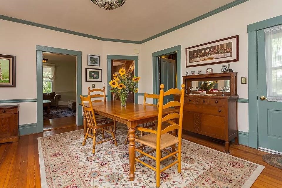 163 Pleasant View Road Staunton, VA 24401 - Photo 11 of 50 a dining room with furniture and wooden floor