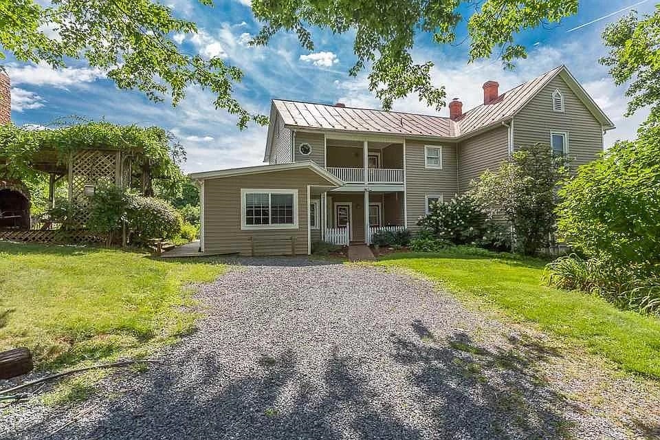 163 Pleasant View Road Staunton, VA 24401 - Photo 49 of 50 a view of a house with backyard and garden
