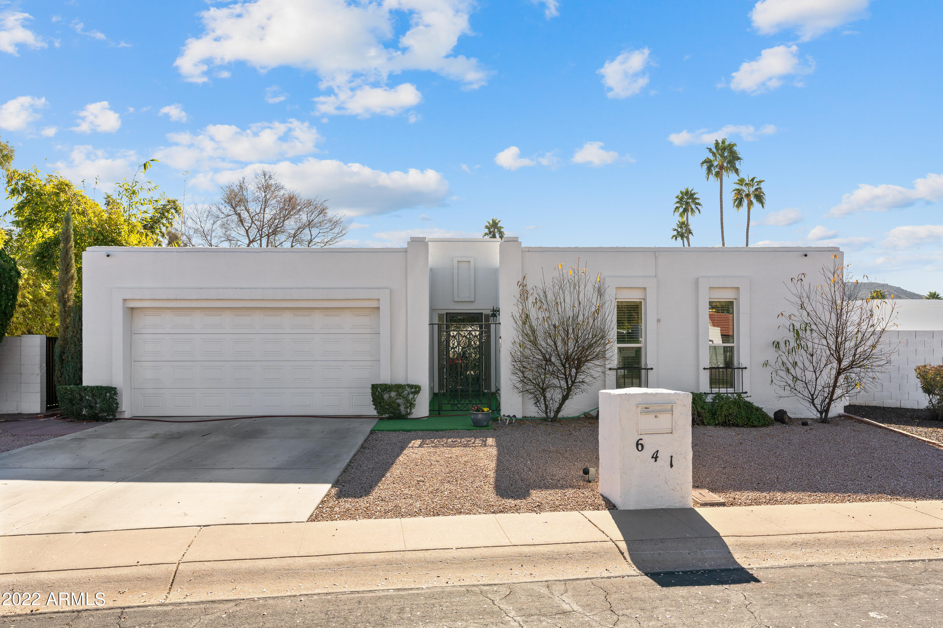 641 East Piping Rock Road Phoenix, AZ 85022 - Photo 1 of 32 DSC06602