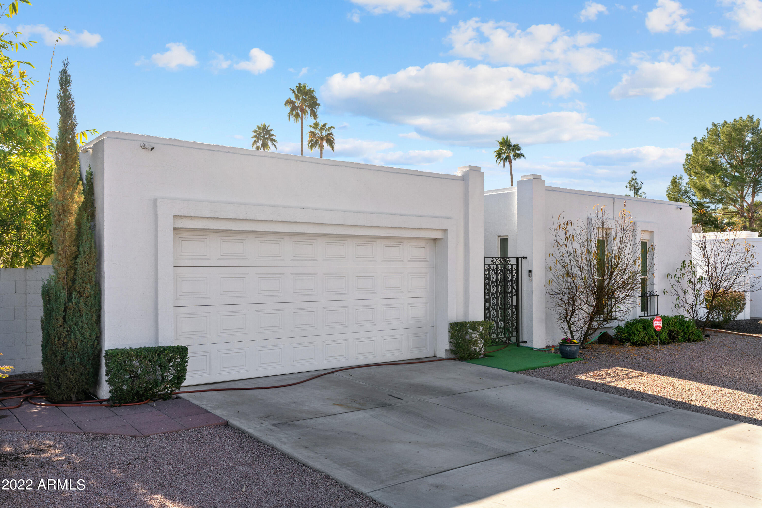 641 East Piping Rock Road Phoenix, AZ 85022 - Photo 2 of 32 DSC06608