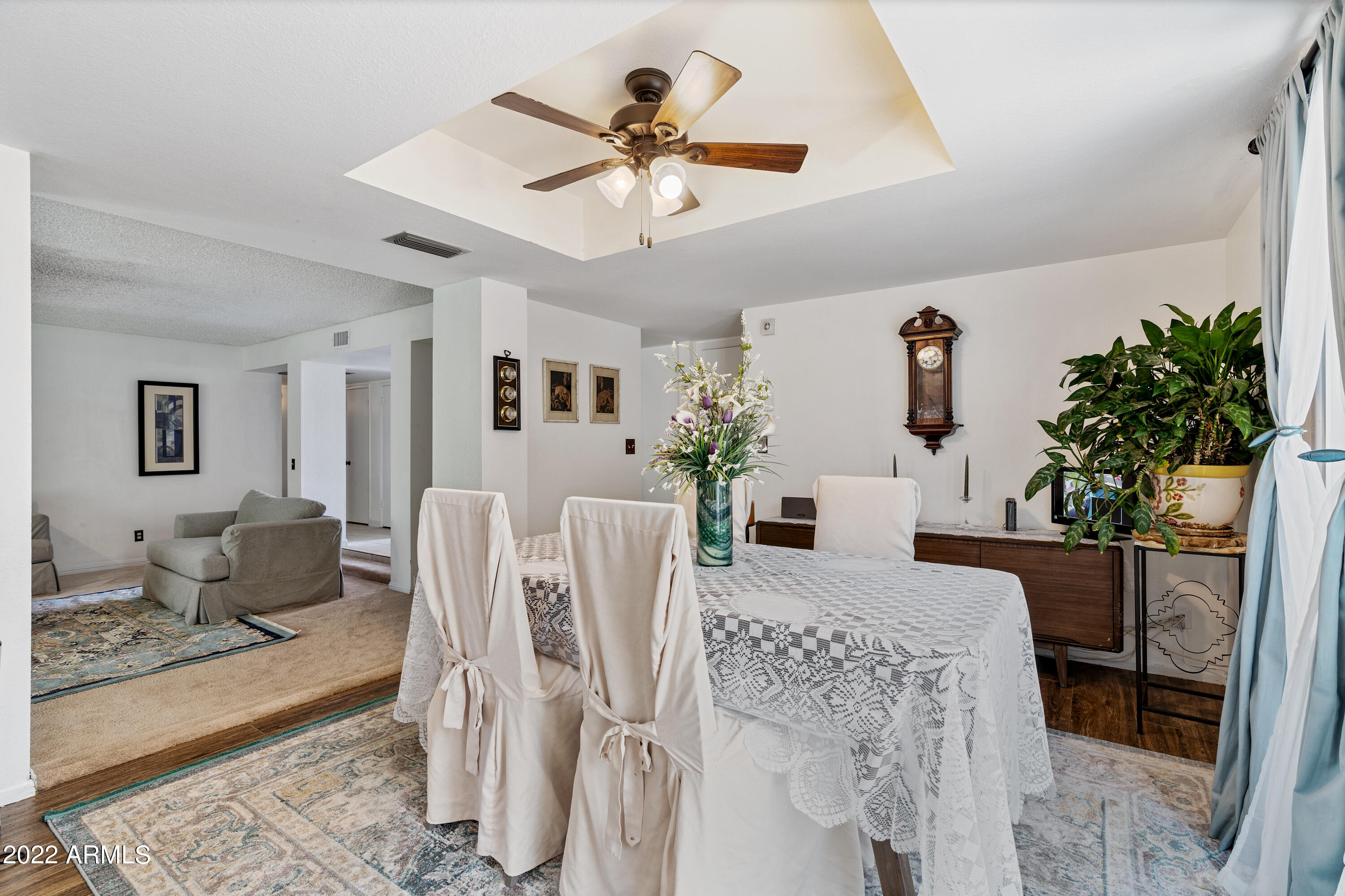 641 East Piping Rock Road Phoenix, AZ 85022 - Photo 8 of 32 DSC06516