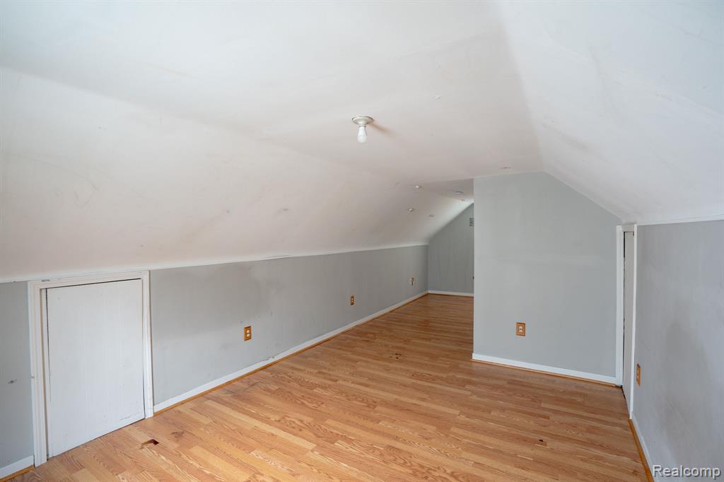 22149 David Avenue Eastpointe, MI 48021 - Photo 10 of 19