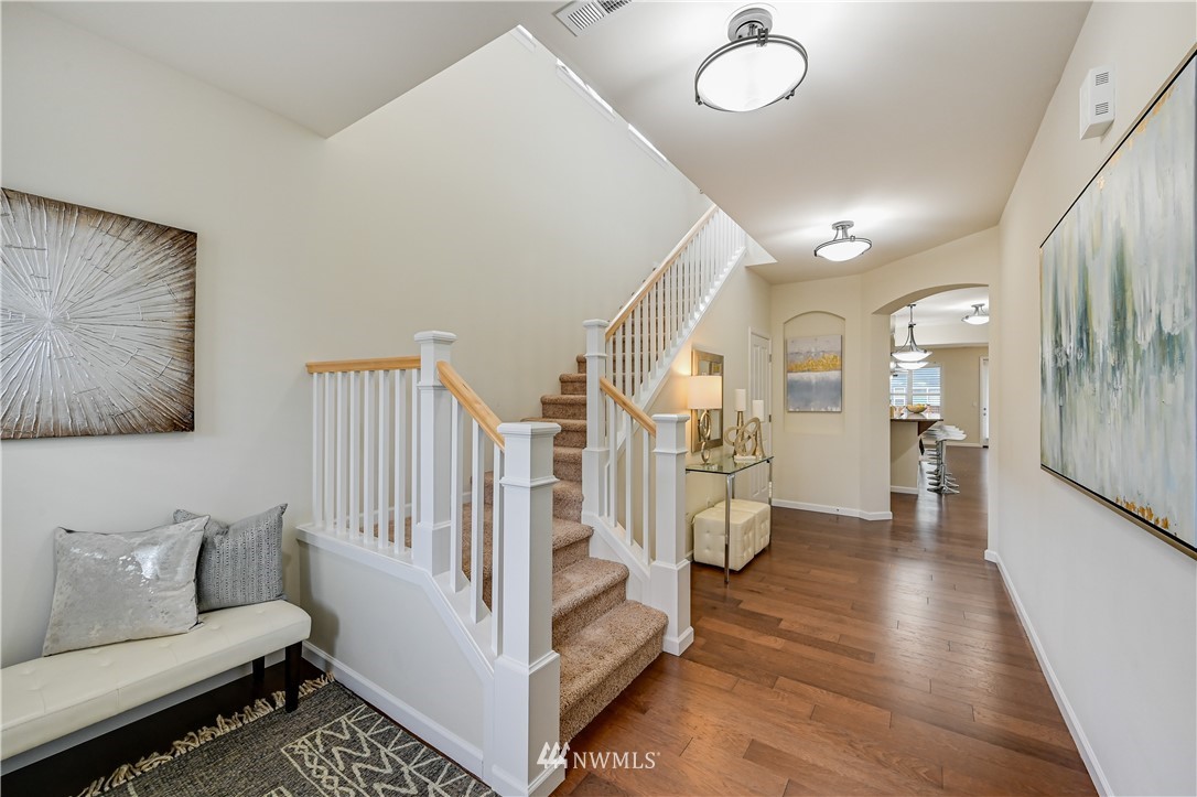 17724 Southeast 189th Street Renton, WA 98058 - Photo 3 of 31 Gallery Image 3