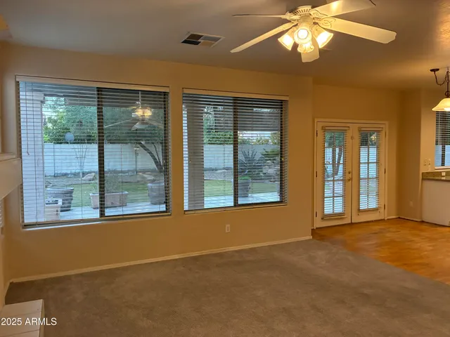 $2,695 | 341 West Helena Drive, Phoenix, AZ 85023