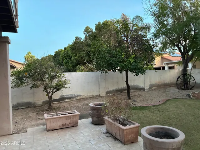 $2,695 | 341 West Helena Drive, Phoenix, AZ 85023