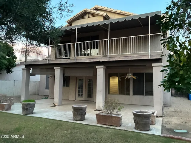 $2,695 | 341 West Helena Drive, Phoenix, AZ 85023