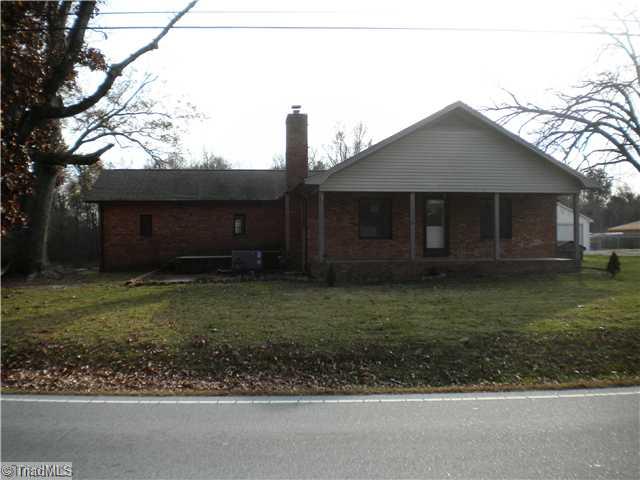 1516 East Fairfield Road High Point, NC 27263 - Photo 1 of 13 Exterior Front.
