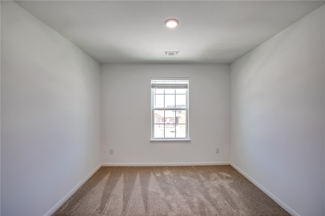 14148 Prospector Way Elgin, TX 78621 - Photo 21 of 29