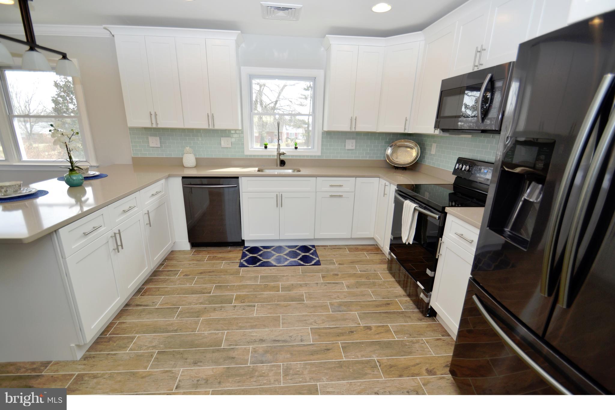 5915 Old Frederick Road Baltimore, MD 21228 - Photo 9 of 30 Kitchen