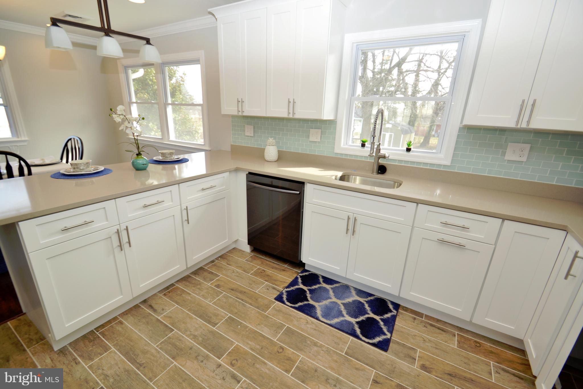 5915 Old Frederick Road Baltimore, MD 21228 - Photo 10 of 30 Kitchen