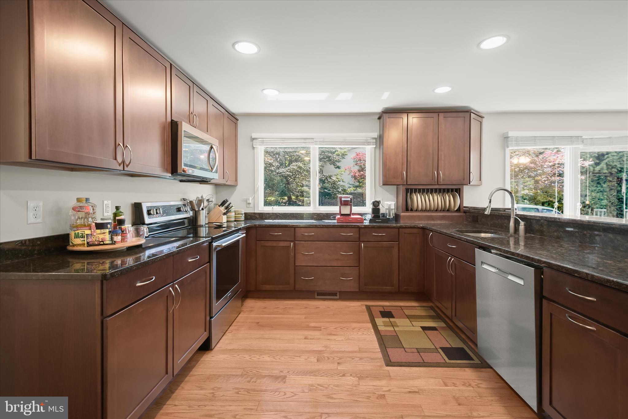 13356 Triadelphia Road Ellicott City, MD 21042 - Photo 10 of 73 Kitchen