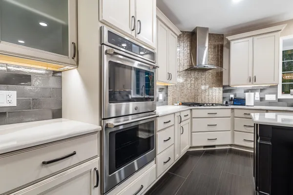 $1,125,000 | 10720 West L Avenue, Kalamazoo, MI 49009
