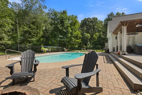 $1,125,000 | 10720 West L Avenue, Kalamazoo, MI 49009