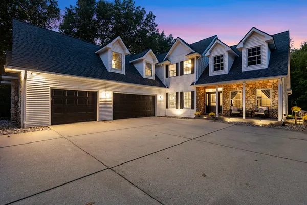$1,125,000 | 10720 West L Avenue, Kalamazoo, MI 49009