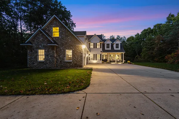 $1,125,000 | 10720 West L Avenue, Kalamazoo, MI 49009