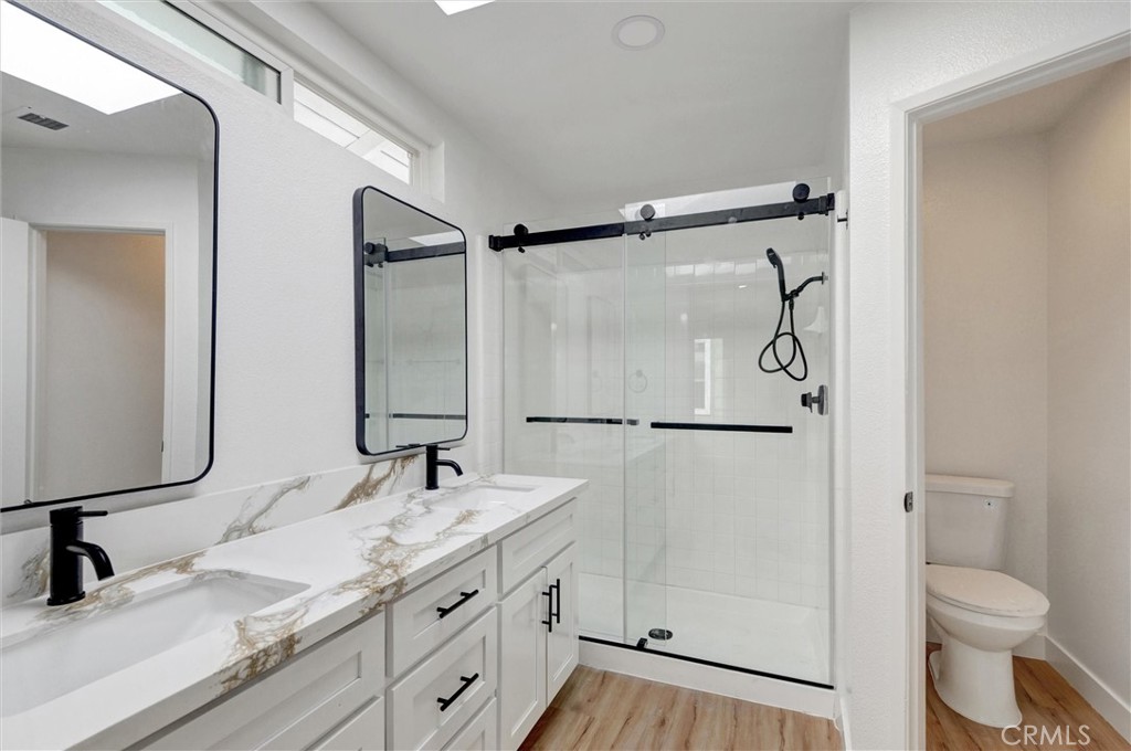 6959 Valatta Place Rancho Cucamonga, CA 91701 - Photo 20 of 25 Primary Bathroom