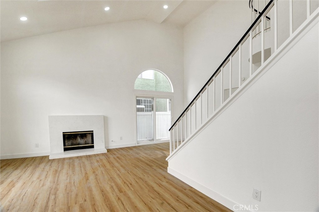 6959 Valatta Place Rancho Cucamonga, CA 91701 - Photo 2 of 25 Living Room