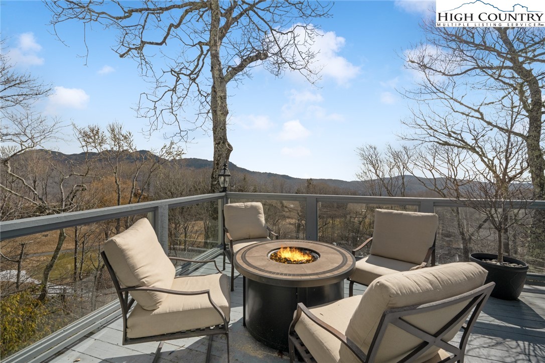 404 Moon Run, Unit D Linville, NC 28646 - Photo 2 of 27 a view of sitting area in balcony