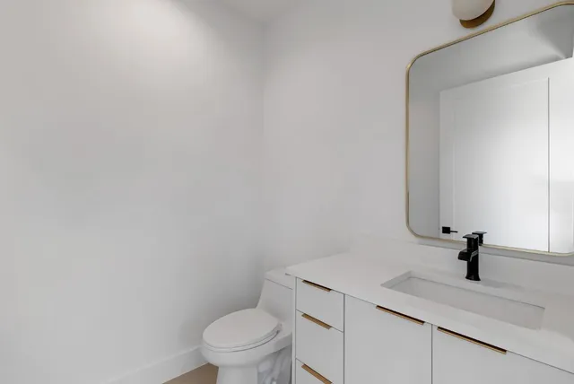 $1,355,000 | 4806 Richmond Avenue, Unit 2, Austin, TX 78745