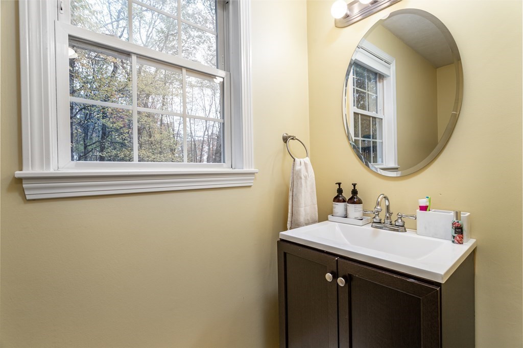 12 Coldbrook Road Millbury, MA 01527 - Photo 31 of 39 Gallery Image 31