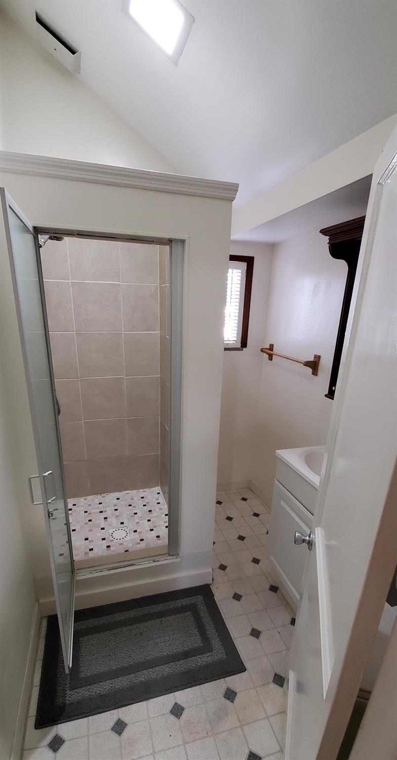 121 West Forrer Lockland, OH 45215 - Photo 6 of 23