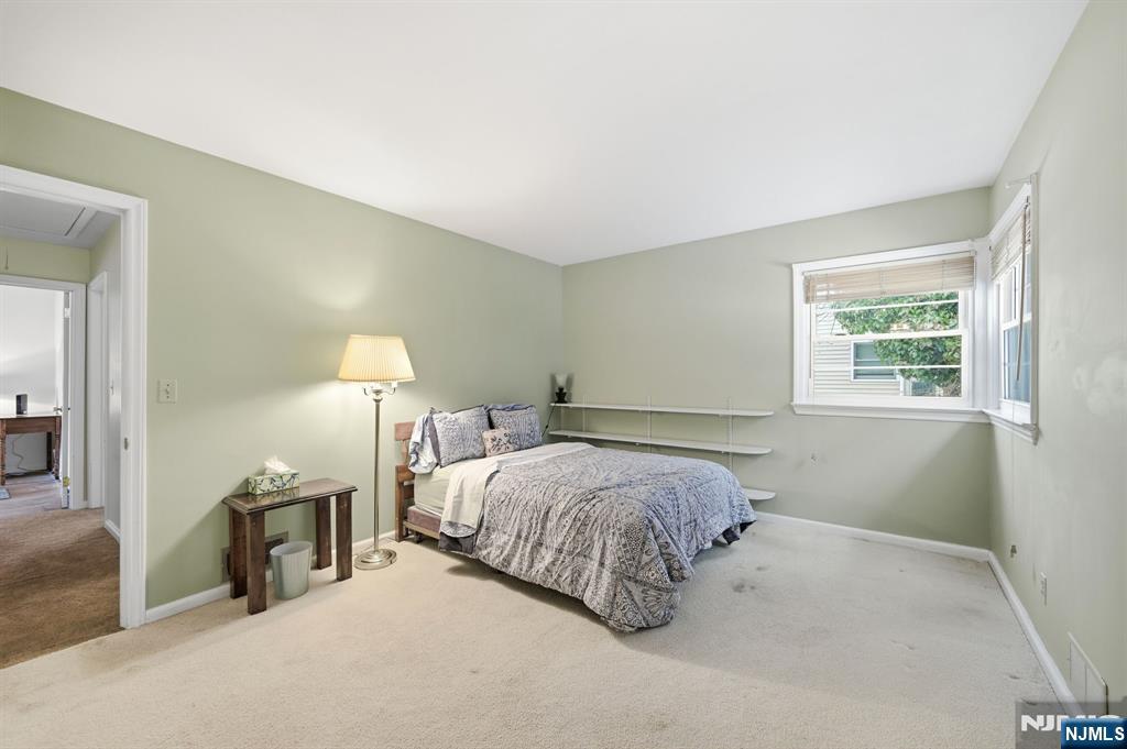 62 2nd Street Park Ridge, NJ 07656 - Photo 17 of 34