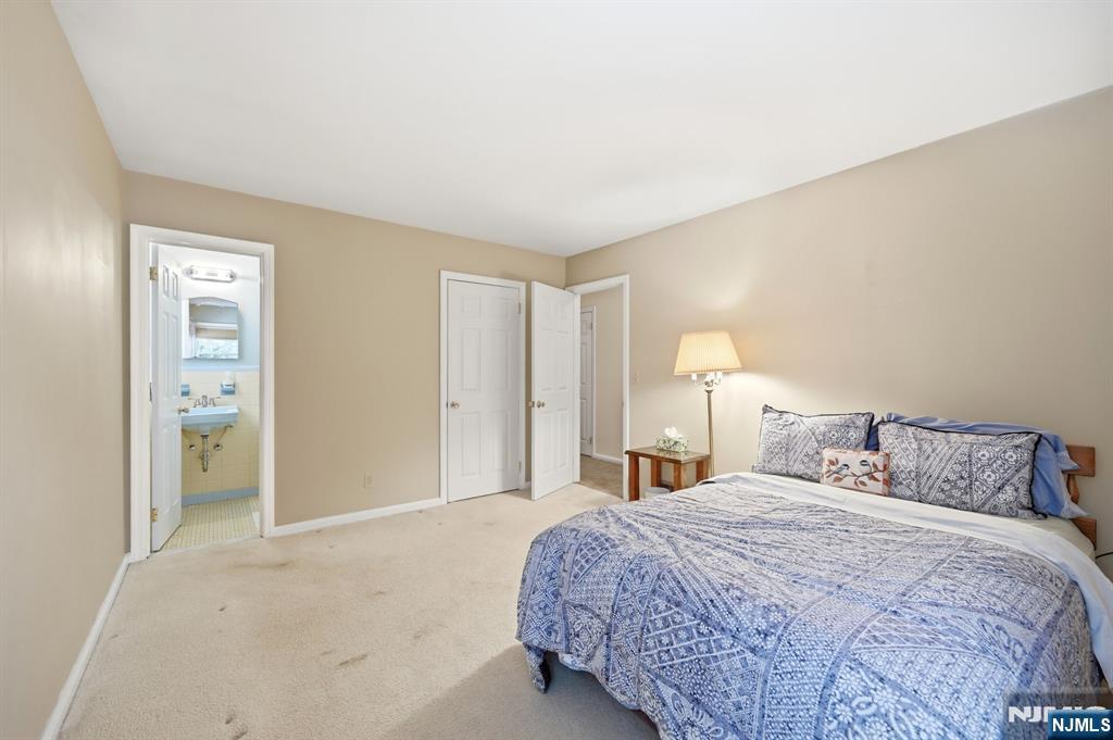 62 2nd Street Park Ridge, NJ 07656 - Photo 18 of 34