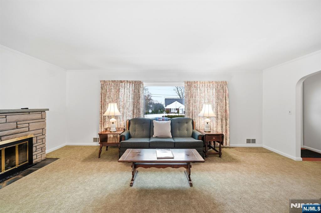 62 2nd Street Park Ridge, NJ 07656 - Photo 7 of 34