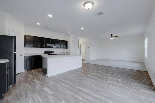 $2,090 | 140 Satsuma Lane, Kyle, TX 78640