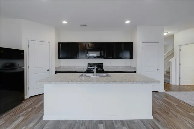 $2,090 | 140 Satsuma Lane, Kyle, TX 78640