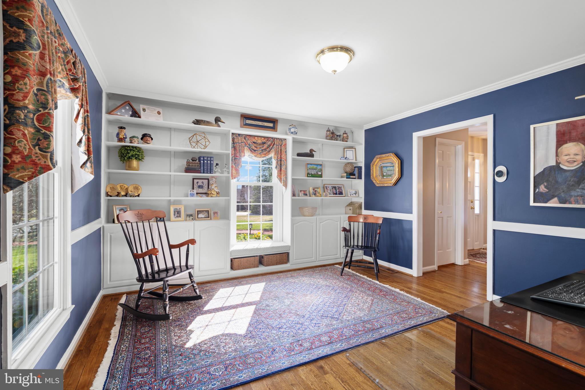 13714 Harcum Road Phoenix, MD 21131 - Photo 12 of 61 a view of an empty room with workspace and windows