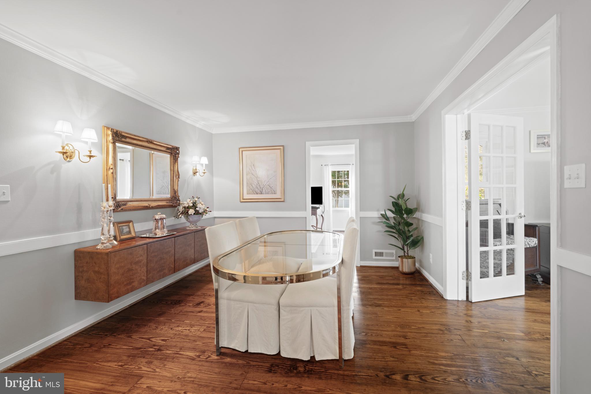 13714 Harcum Road Phoenix, MD 21131 - Photo 17 of 61 a living room with furniture and wooden floor