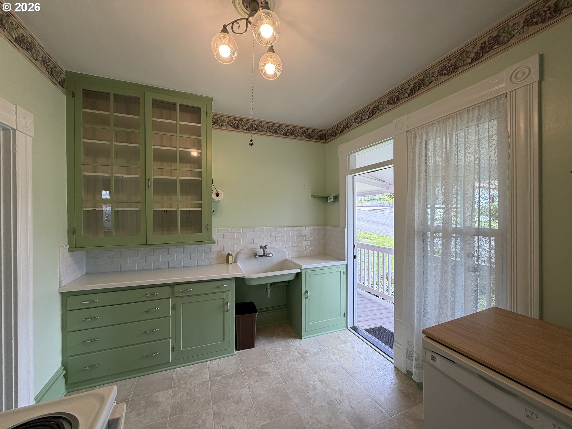 322 West D Street Rainier, OR 97048 - Photo 16 of 45