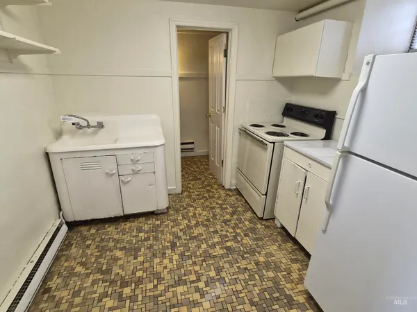 $214,900 | 650-652 West Lander Street, Pocatello, ID 83204