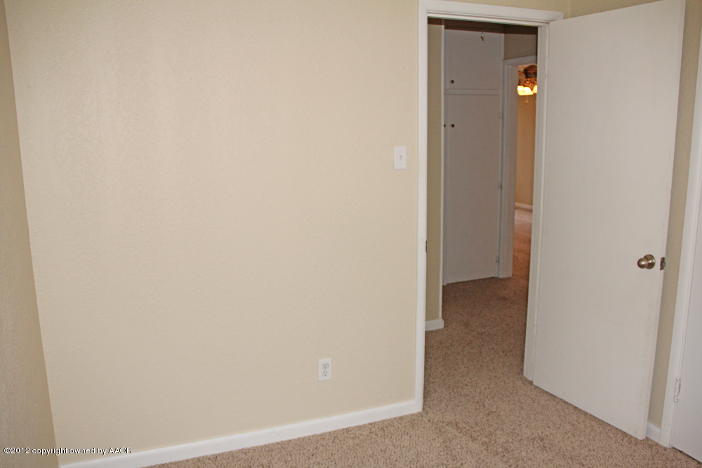 4306 South Hayden Street Amarillo, TX 79110 - Photo 17 of 23 a view of a small space