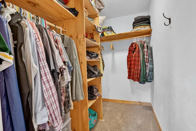 $720,000 | W8594 Hooyman Road, Shiocton, WI 54170